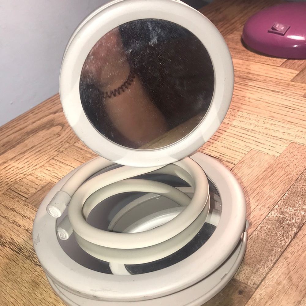 Travel mirrors (small/large)